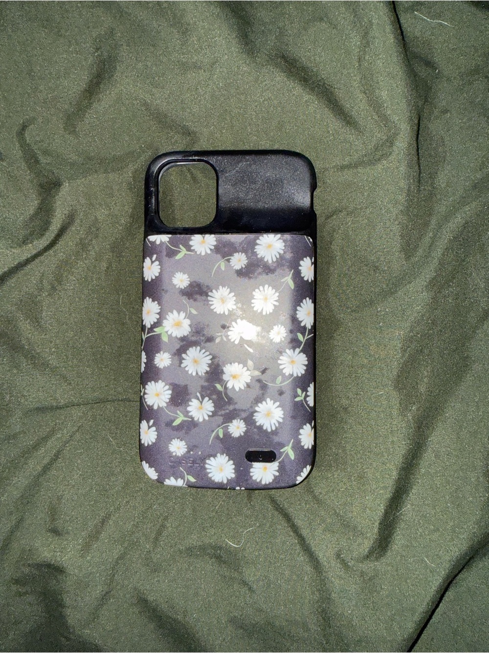 Black Daisy Floral Battery Phone Case with White Flowers